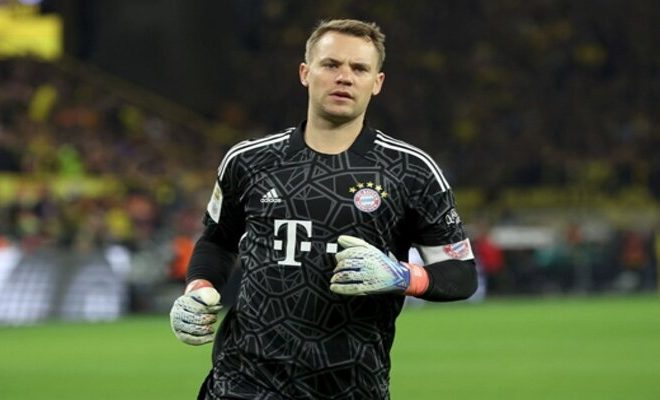 Manuel Neuer: The Reigning King of Goalkeepers