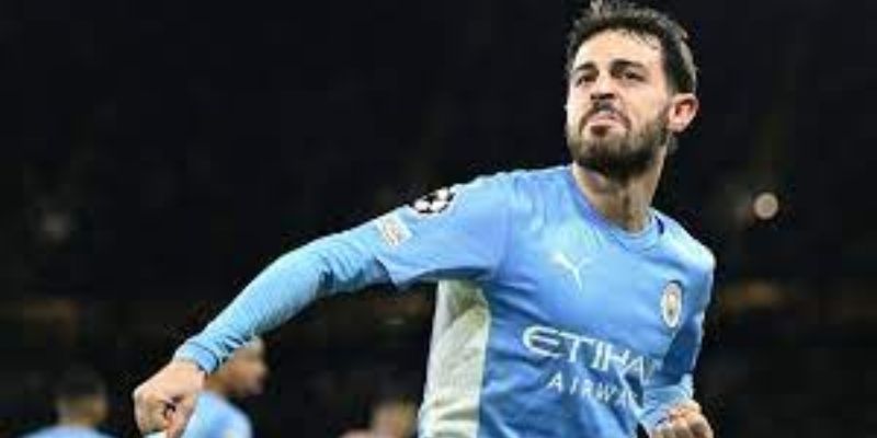 Football player Bernardo Silva